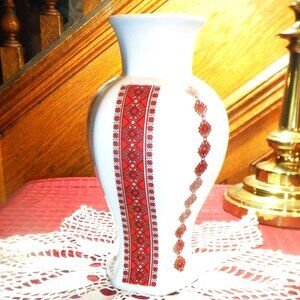 ~~~ VASE in UKRAINIAN Design ~~~